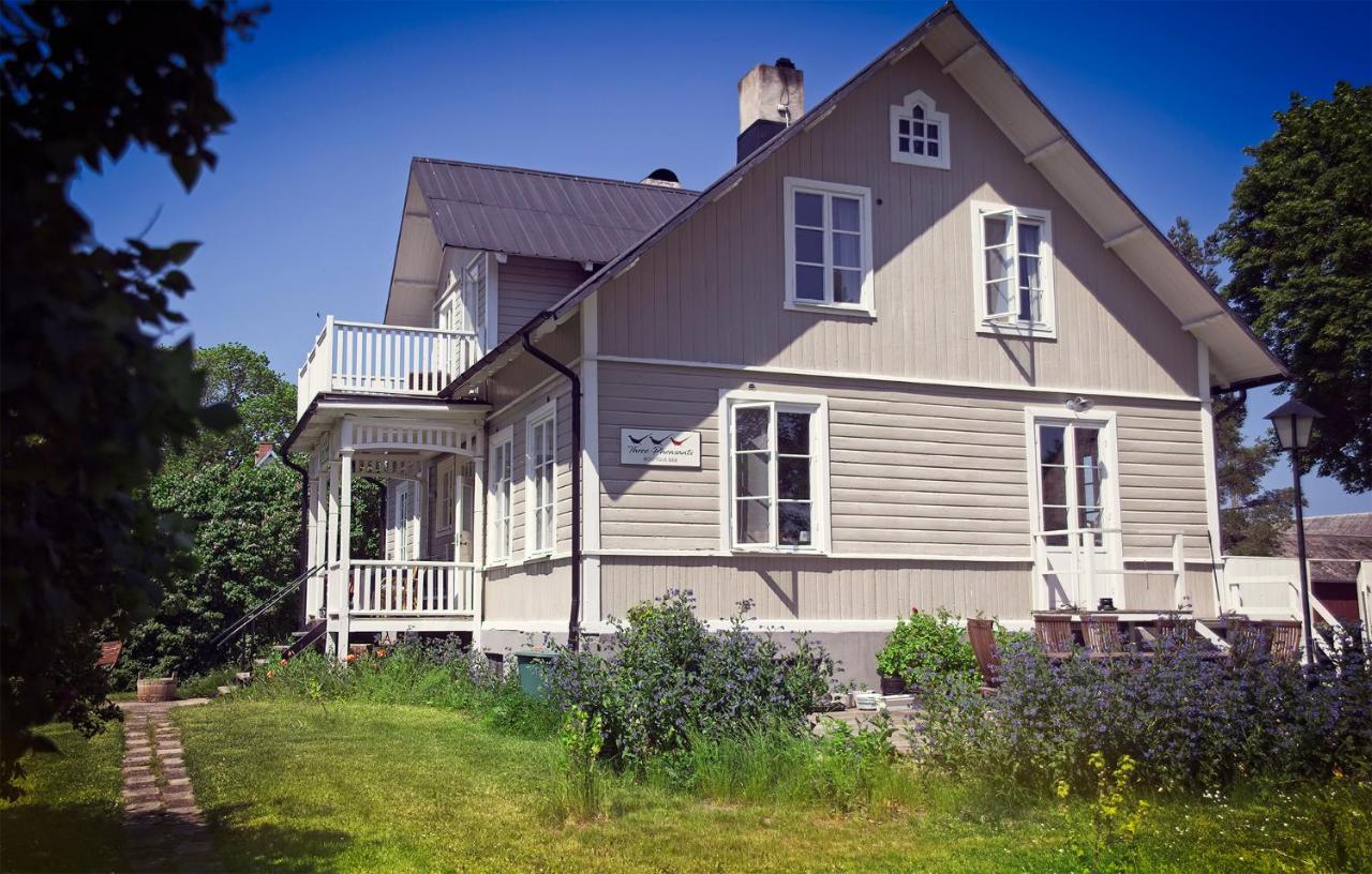 Three Pheasants Boutique Bed And Breakfast Ekeby  Exterior photo